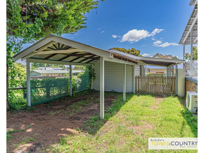 163 Mossman Street, Armidale NSW 2350