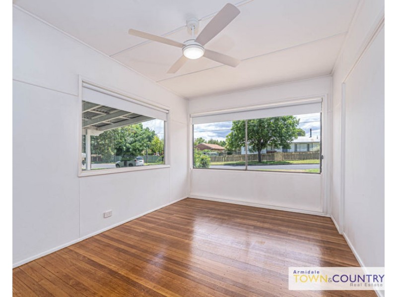 35 Martin Street, Armidale NSW 2350