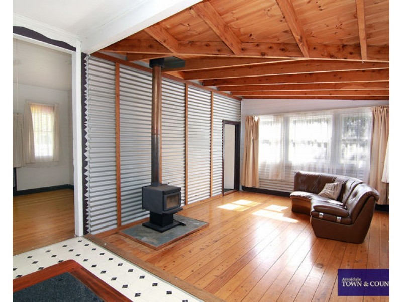 2 Jewel Avenue, Armidale NSW 2350