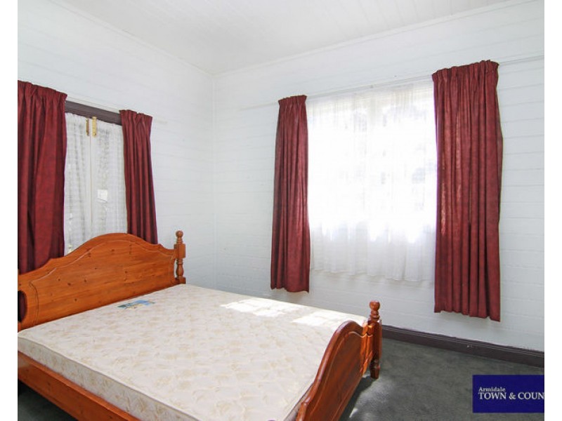 2 Jewel Avenue, Armidale NSW 2350