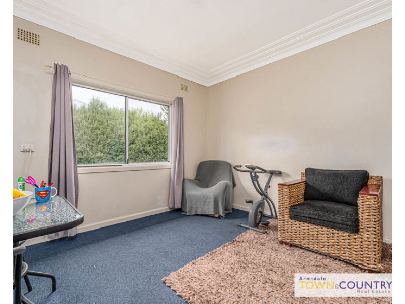 73 Taylor Street, Armidale NSW 2350