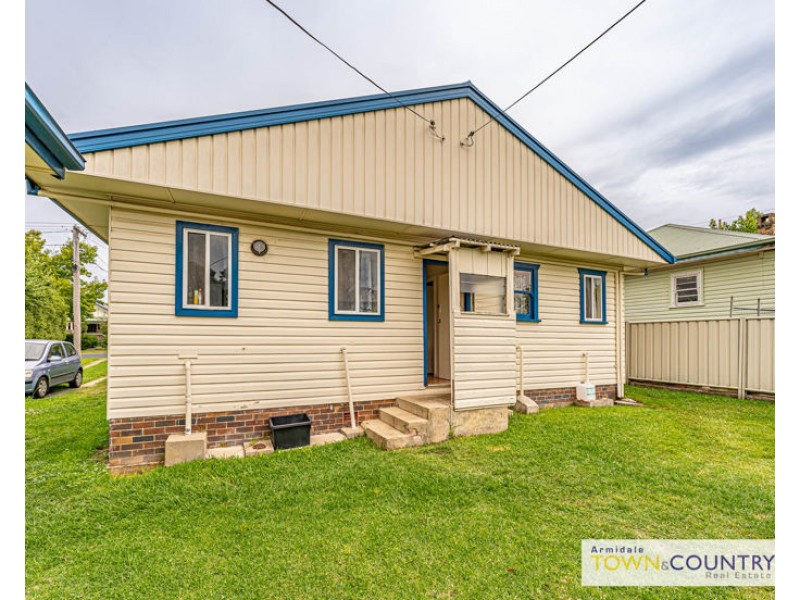73 Taylor Street, Armidale NSW 2350