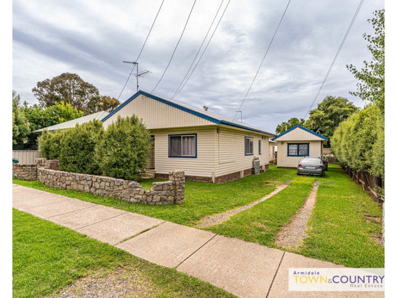 73 Taylor Street, Armidale NSW 2350