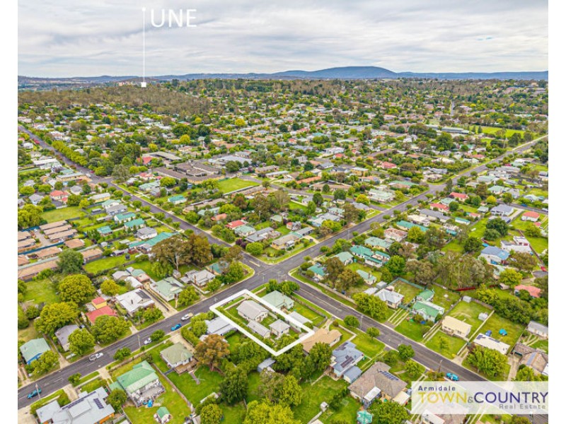 73 Taylor Street, Armidale NSW 2350