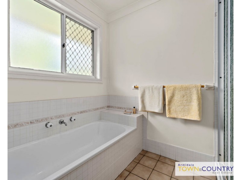 182 Galloway Street, Armidale NSW 2350