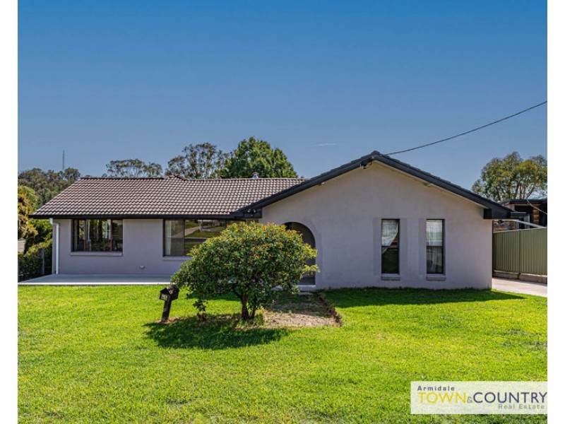 45 Park Street, Uralla NSW 2358