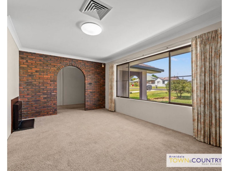45 Park Street, Uralla NSW 2358