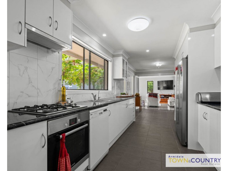 25 Mundays Lane, Armidale NSW 2350