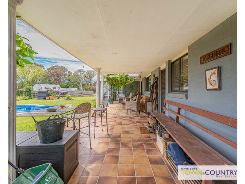 25 Mundays Lane, Armidale NSW 2350