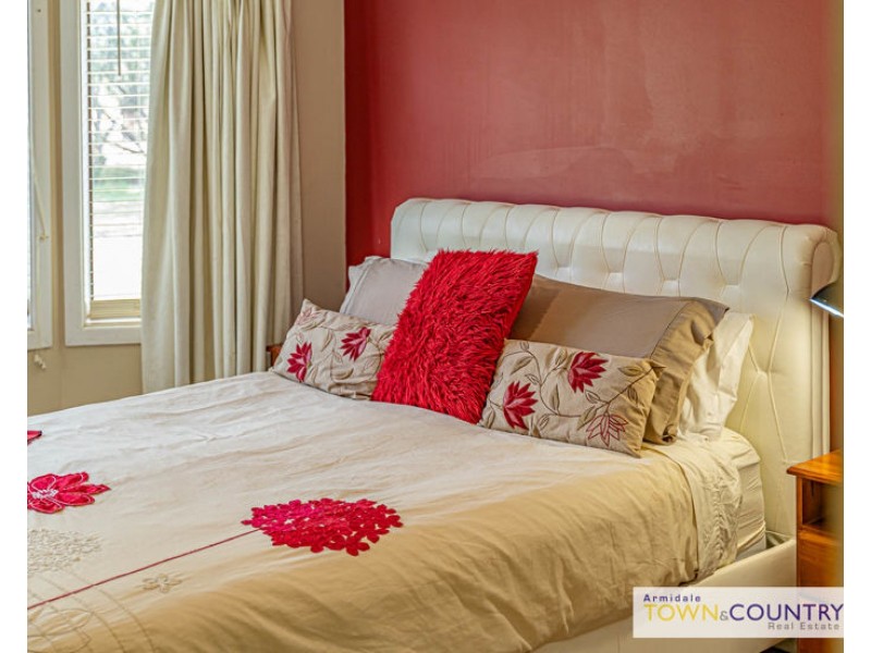 25 Mundays Lane, Armidale NSW 2350