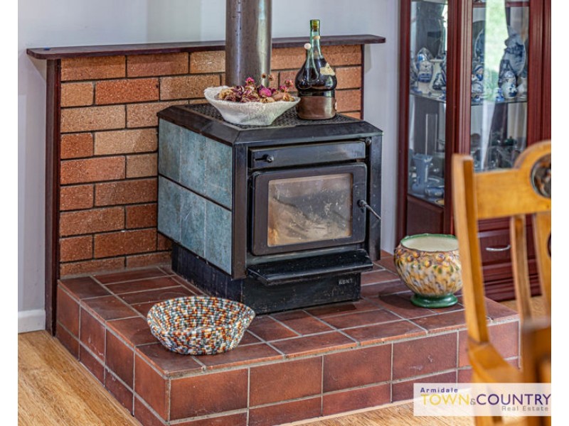 25 Mundays Lane, Armidale NSW 2350