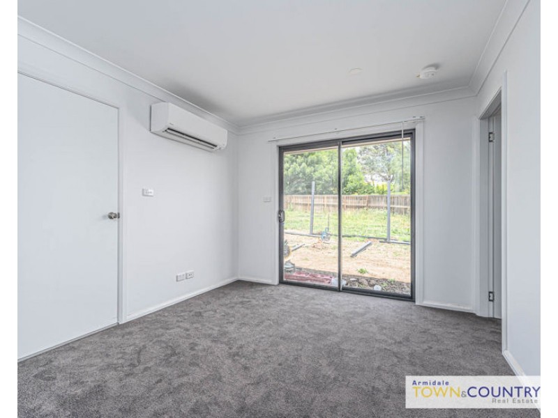 2/8 Niagara Street, Armidale NSW 2350