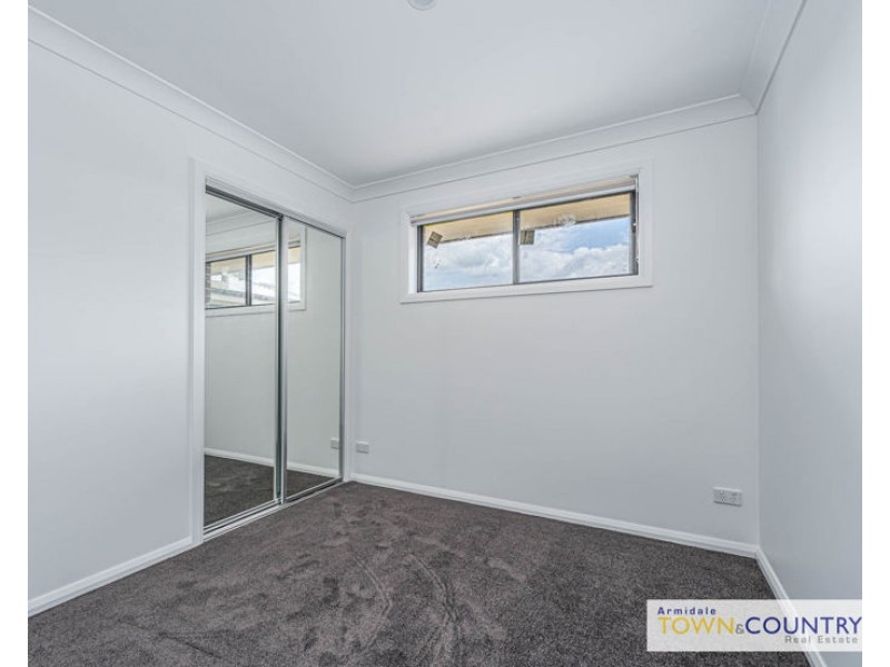 2/8 Niagara Street, Armidale NSW 2350