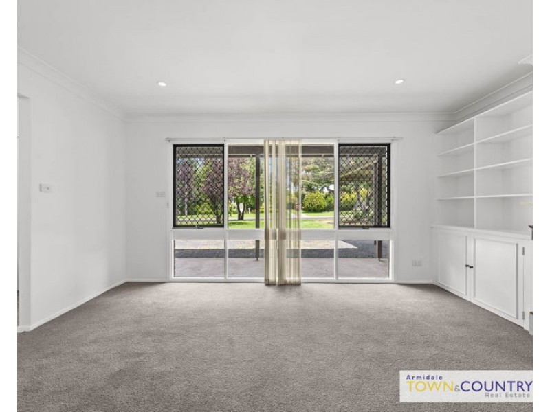 11 Dorothy Avenue, Armidale NSW 2350
