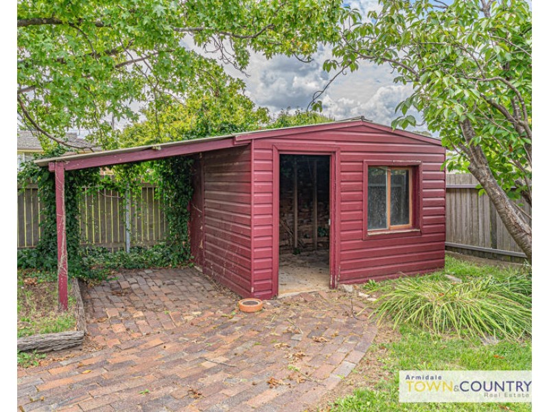 11 Dorothy Avenue, Armidale NSW 2350