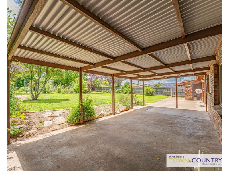 11 Dorothy Avenue, Armidale NSW 2350