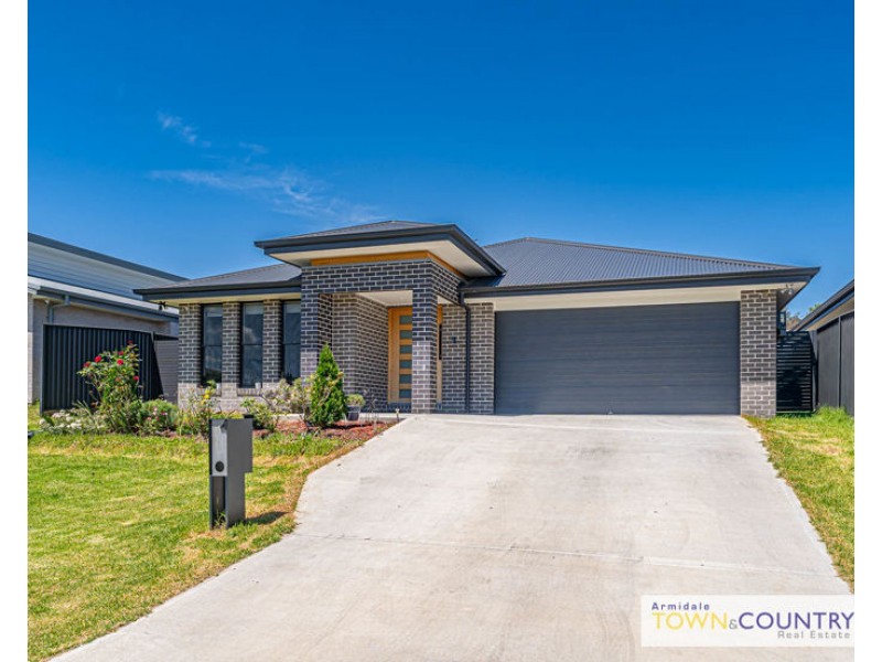 4 Bruce Close, Armidale NSW 2350
