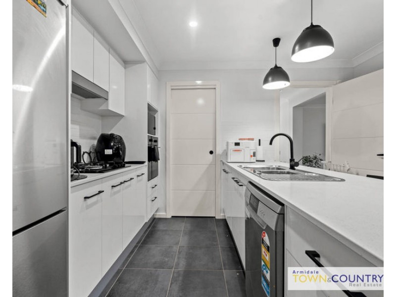 4 Bruce Close, Armidale NSW 2350