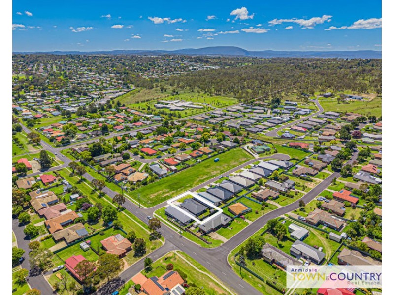 4 Bruce Close, Armidale NSW 2350