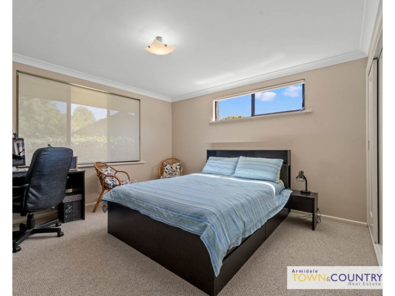 13 Hawthorne Close, Armidale NSW 2350