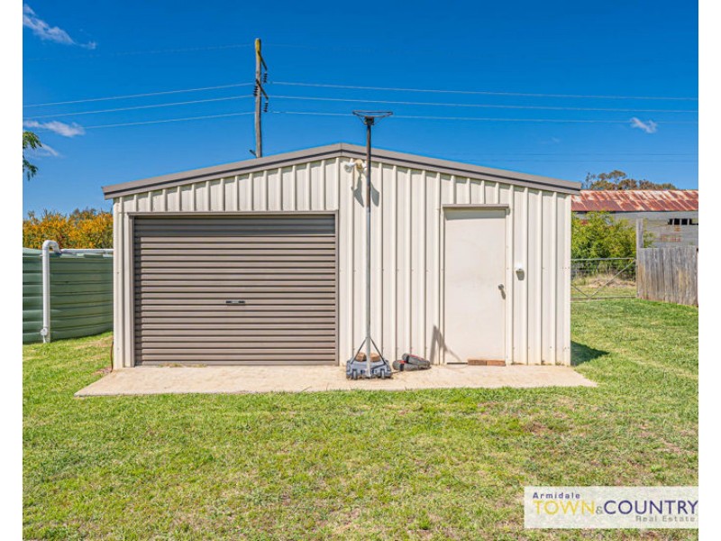 13 Hawthorne Close, Armidale NSW 2350