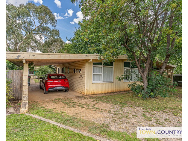 37 Martin Street, Armidale NSW 2350