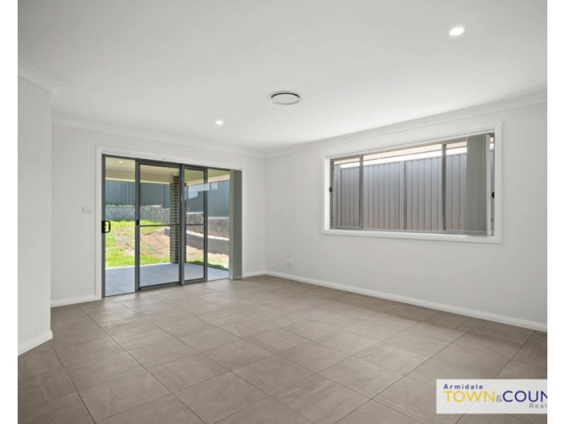 3 Willow Way, Armidale NSW 2350
