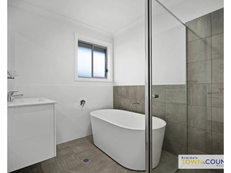 3 Willow Way, Armidale NSW 2350