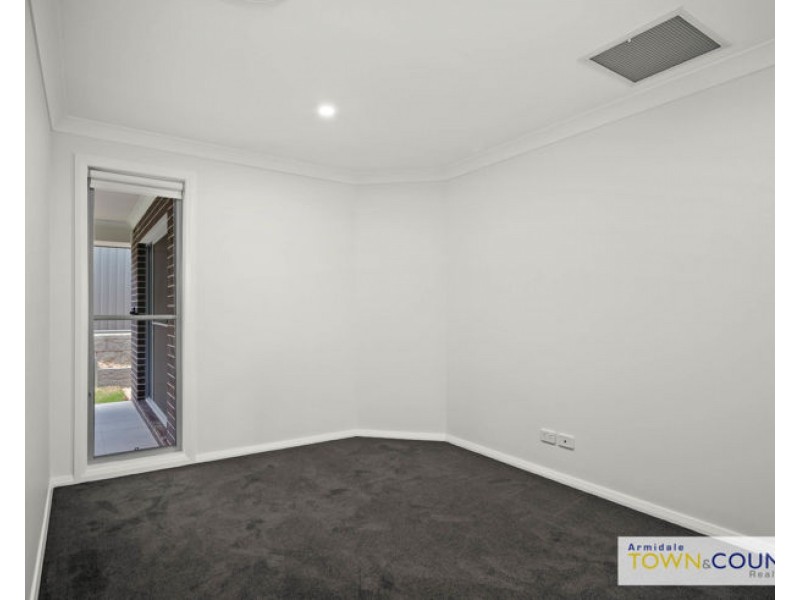 3 Willow Way, Armidale NSW 2350