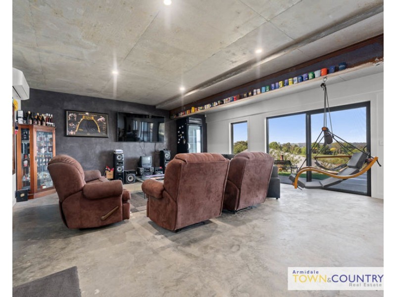 61 Ash Tree Drive, Armidale NSW 2350