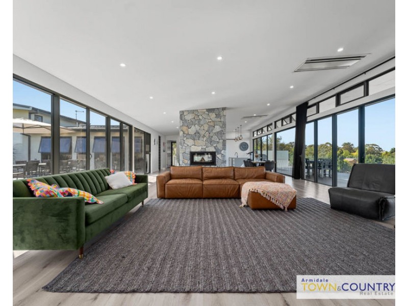 61 Ash Tree Drive, Armidale NSW 2350