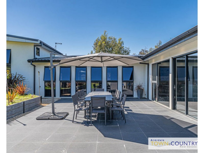 61 Ash Tree Drive, Armidale NSW 2350