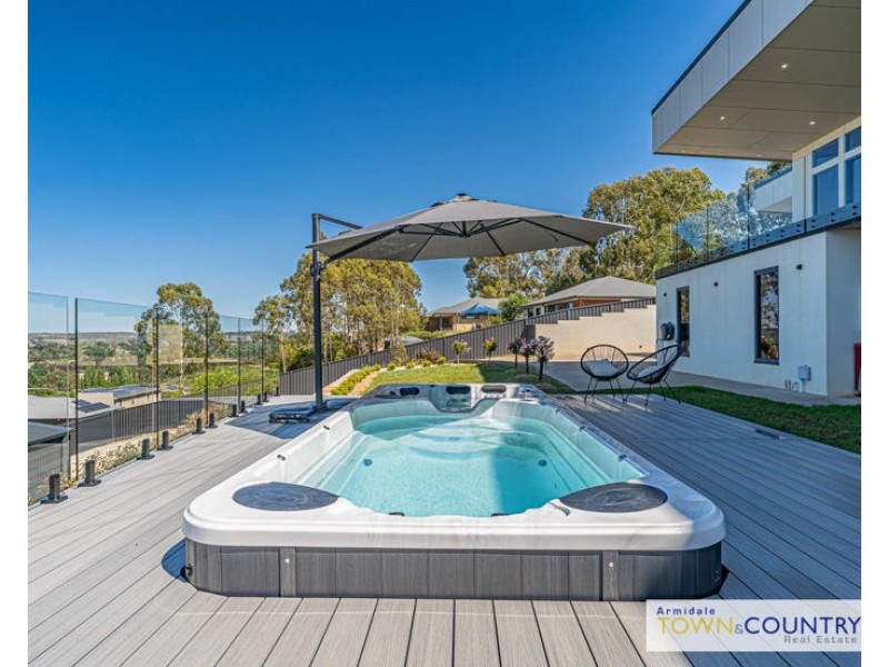 61 Ash Tree Drive, Armidale NSW 2350