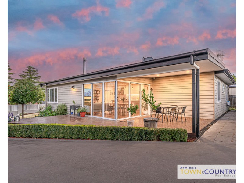 182 Taylor Street, Armidale NSW 2350