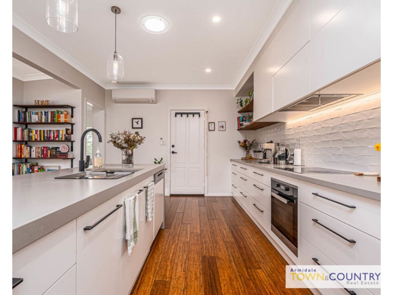 182 Taylor Street, Armidale NSW 2350