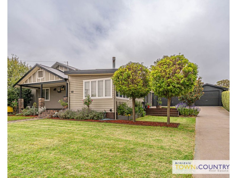 182 Taylor Street, Armidale NSW 2350