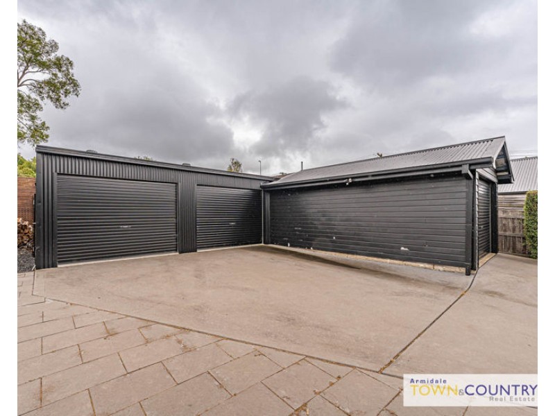 182 Taylor Street, Armidale NSW 2350