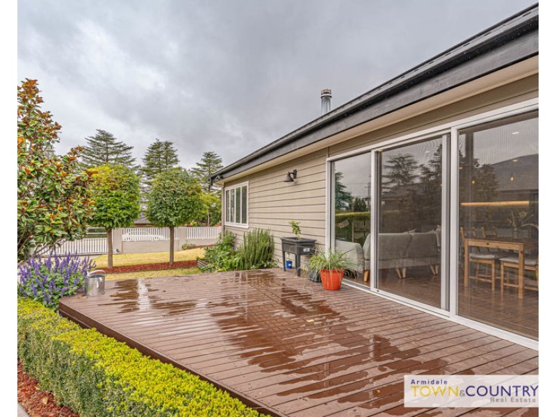182 Taylor Street, Armidale NSW 2350