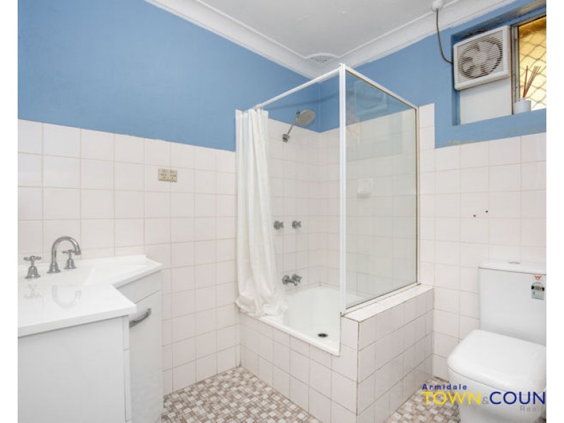 9 Kuranda Avenue, Armidale NSW 2350