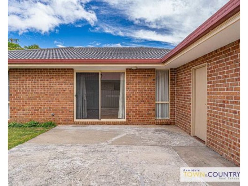 21 Ishbell Street, Armidale NSW 2350