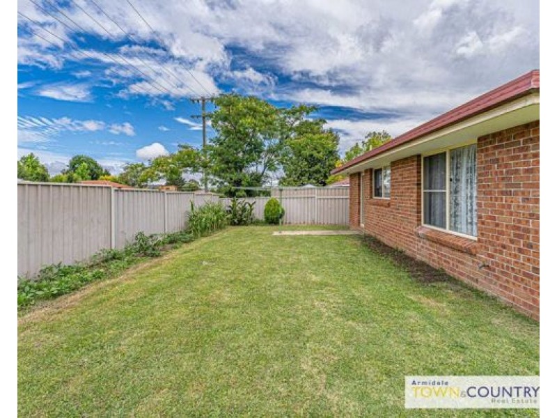 21 Ishbell Street, Armidale NSW 2350