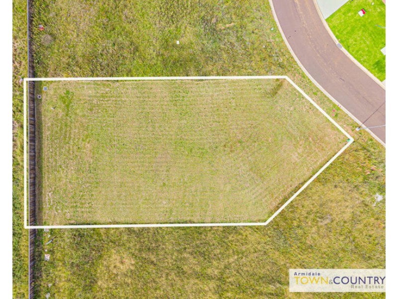 30 Colin Crescent, Armidale NSW 2350