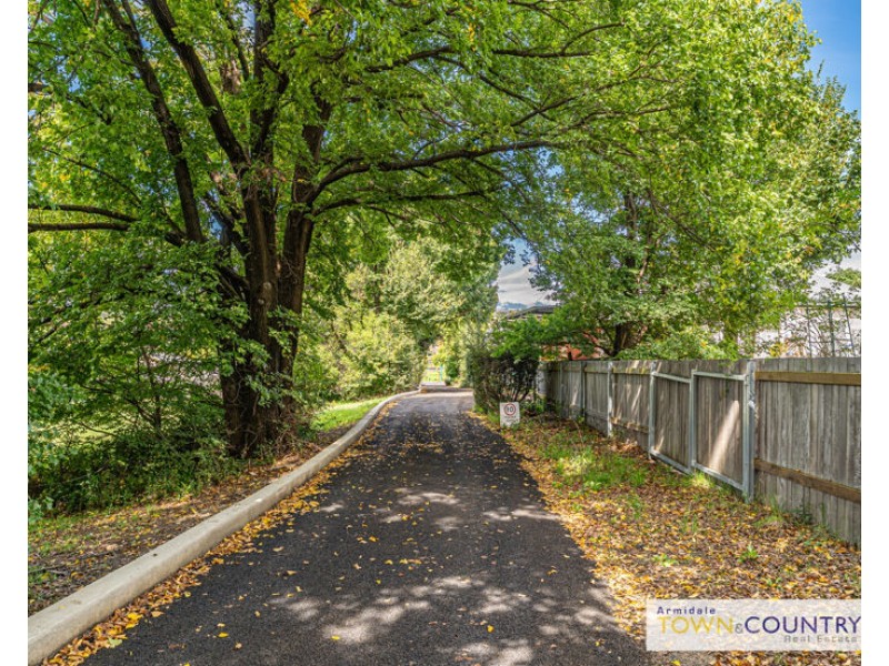 107B Kirkwood Street, Armidale NSW 2350