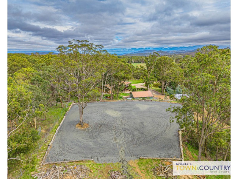 53 Malapatinti Lane, Armidale NSW 2350