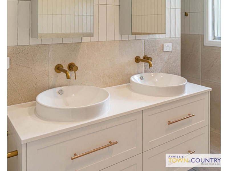 78 Cluny Road, Armidale NSW 2350