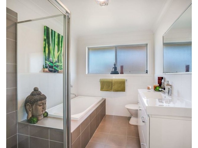 30 Albion Close, Armidale NSW 2350