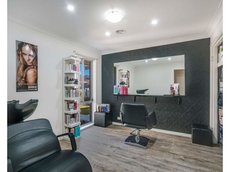 30 Albion Close, Armidale NSW 2350