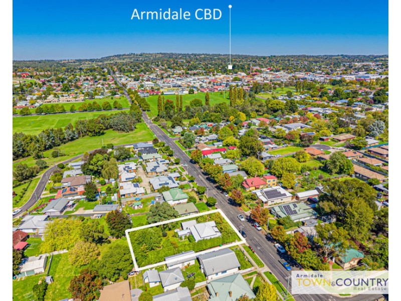 75 Taylor Street, Armidale NSW 2350