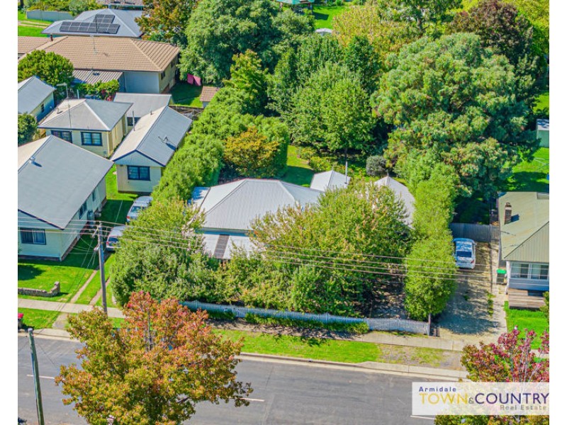 75 Taylor Street, Armidale NSW 2350
