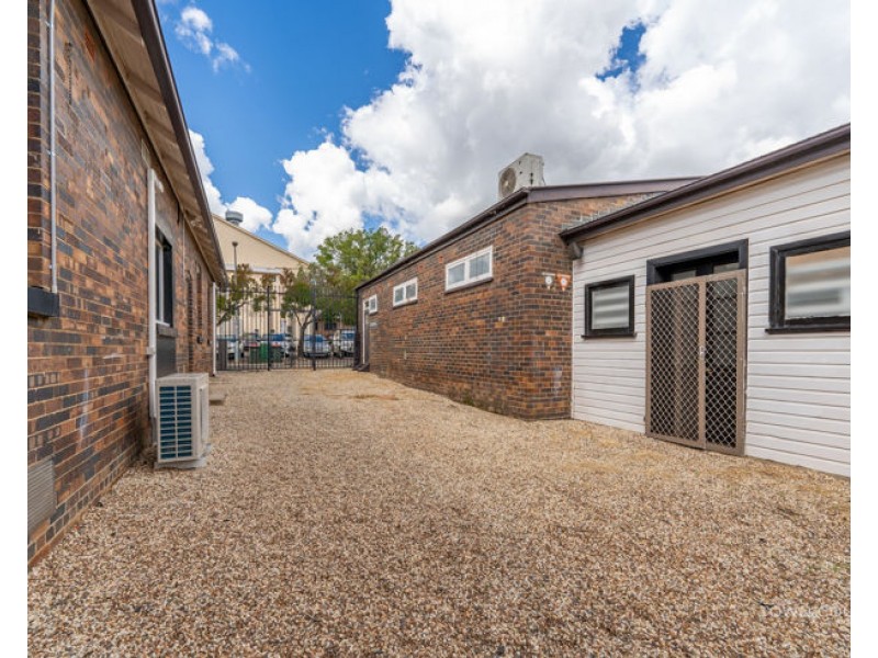 14 Cinders Lane, Armidale NSW 2350